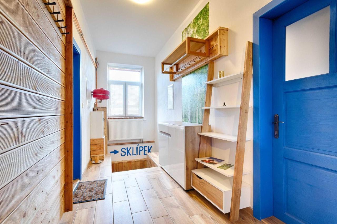 Chalupa Ceska Kanada Guest House Dobrohor Luaran gambar