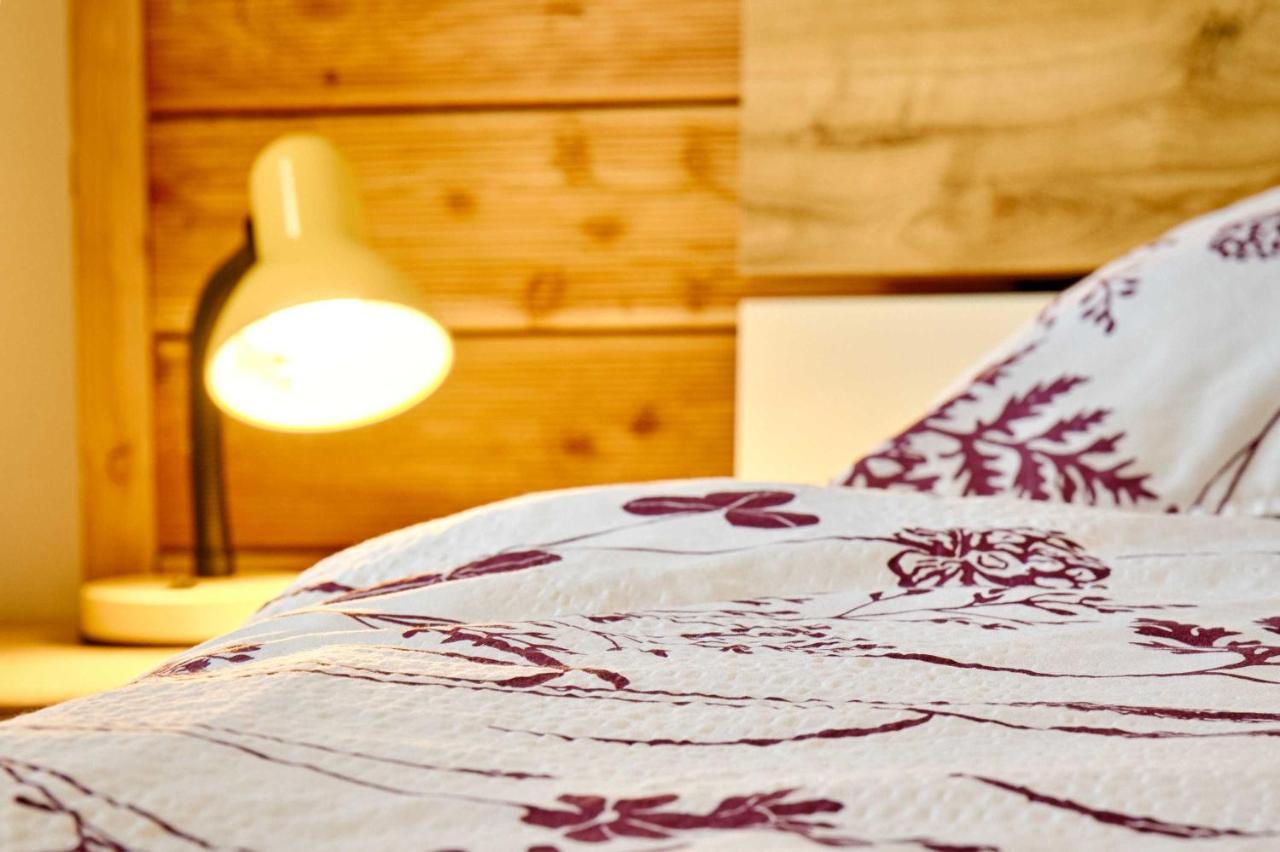 Chalupa Ceska Kanada Guest House Dobrohor Luaran gambar