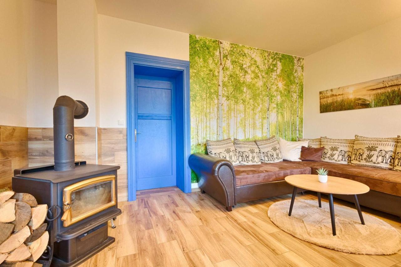 Chalupa Ceska Kanada Guest House Dobrohor Luaran gambar
